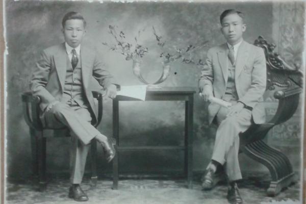 Antonio y Manuel  Achong